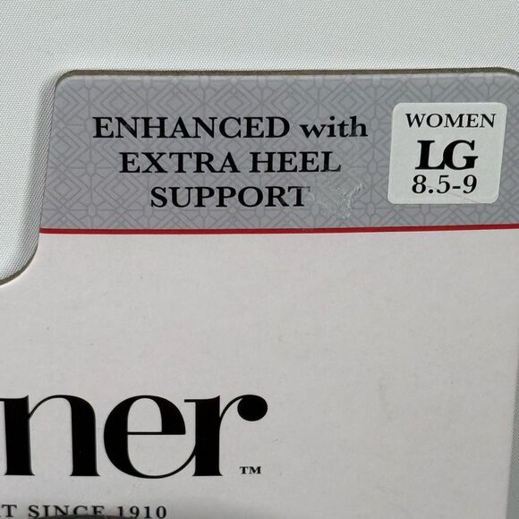 Isotoner Women's Slip on faux fur hard sole house slippers size Large 8.5-9 - Picture 2 of 7